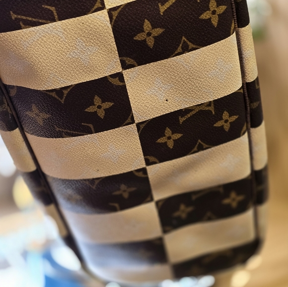 Limited edition Rare rayure*BUY NOW* - Picture 4 of 15